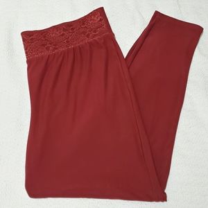 🌹Maurices 24/7 Lace Band Burgundy Red Leggings🌹